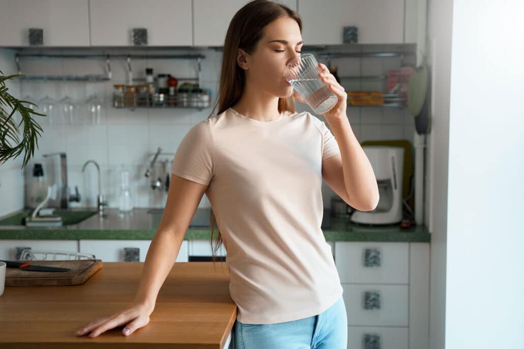 drink water
